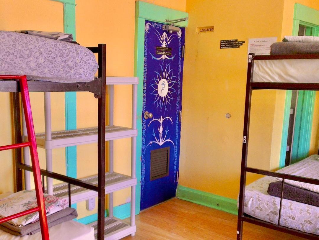The Only Backpacker'S Inn (Adults Only) Τορόντο Εξωτερικό φωτογραφία