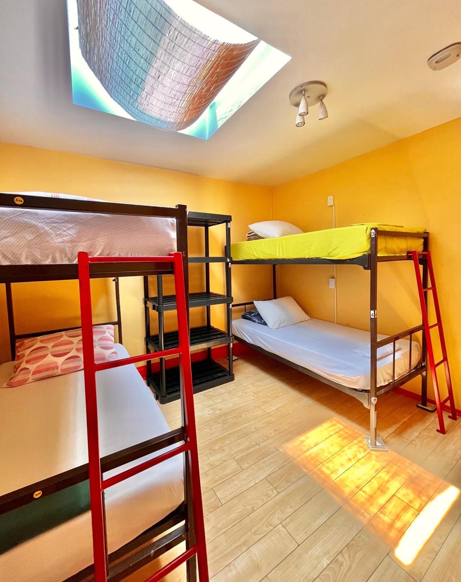 The Only Backpacker'S Inn (Adults Only) Τορόντο Εξωτερικό φωτογραφία